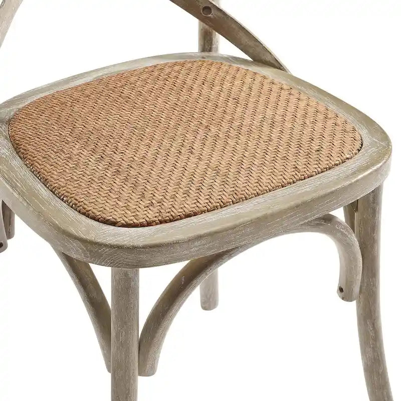 Rattan-Sitzfläche mit gekreuzter Rückenlehne und Ulmenholzrahmen