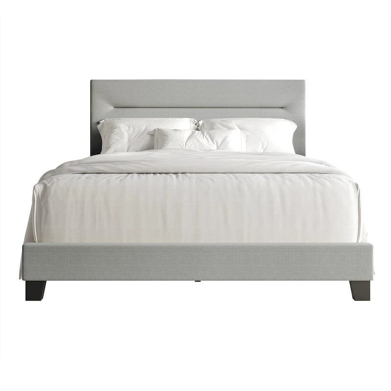 Schlichtes und sauberes gepolstertes Leinenbett