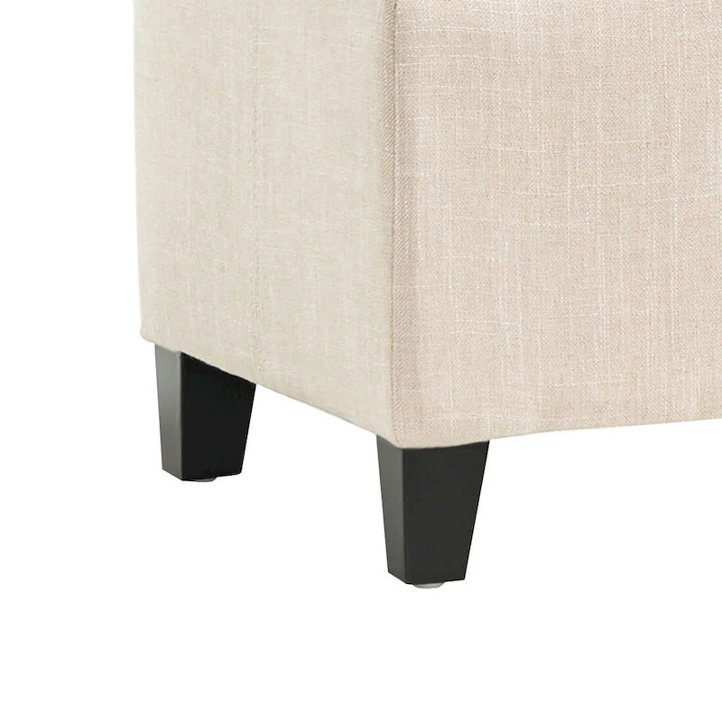 Gepolsterte Aufbewahrungsbank im zeitgenössischen minimalistischen Design