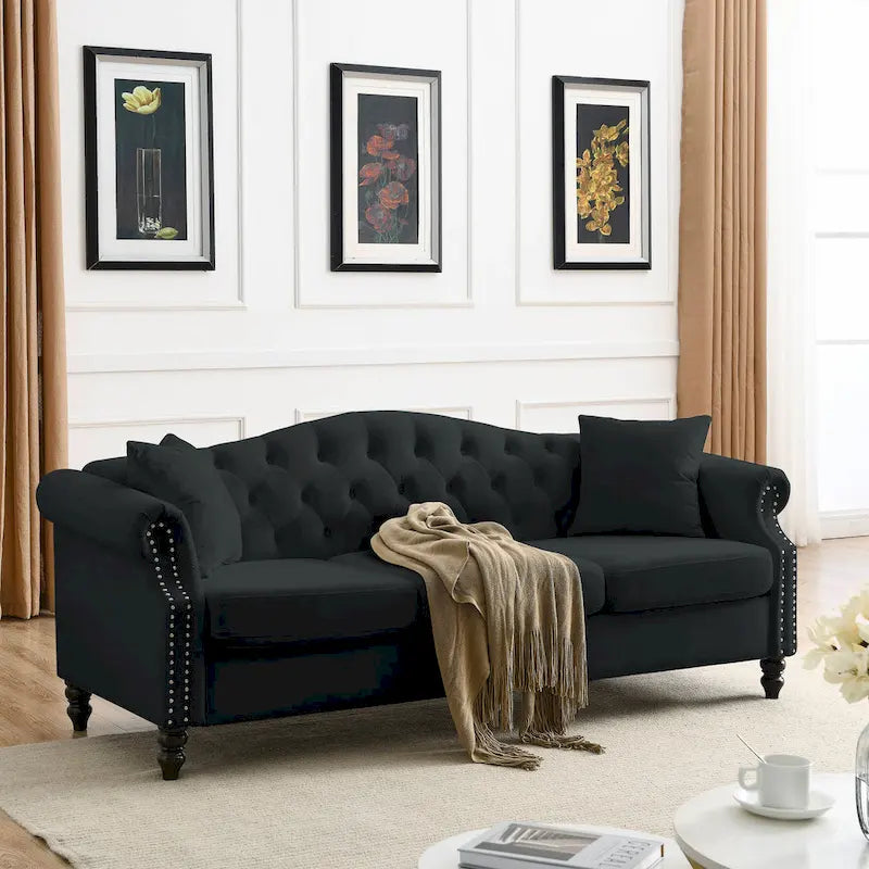 Chesterfield 3-Sitzer Polstersofa mit Zierheftung, Rollarmlehnen und Nagelbesatz